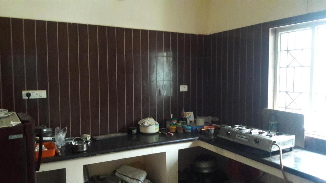 Shanti Guesthouse Bhubaneswar Buitenkant foto