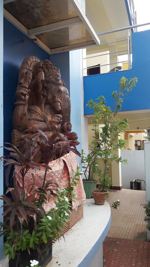Shanti Guesthouse Bhubaneswar Buitenkant foto