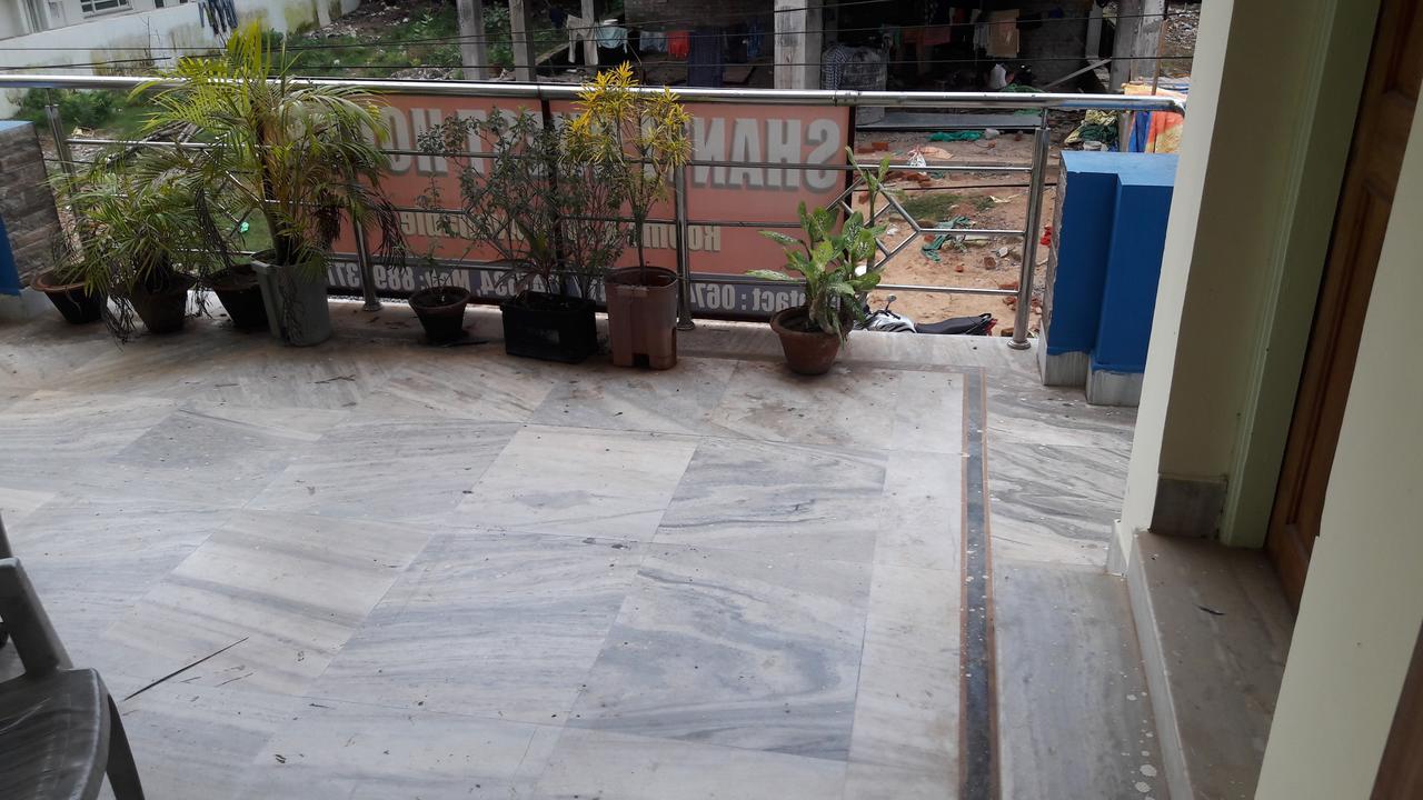 Shanti Guesthouse Bhubaneswar Buitenkant foto
